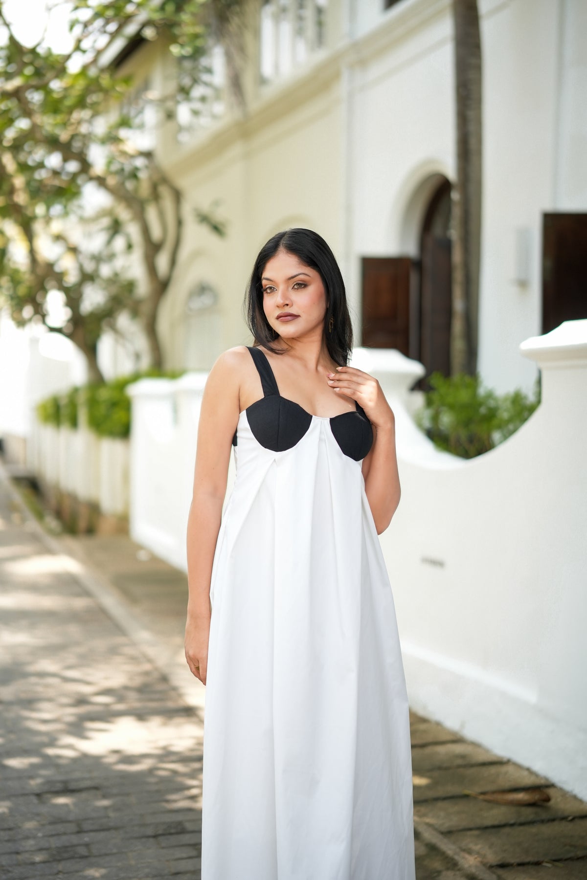 THE SANTORINI BACKLESS MAXI