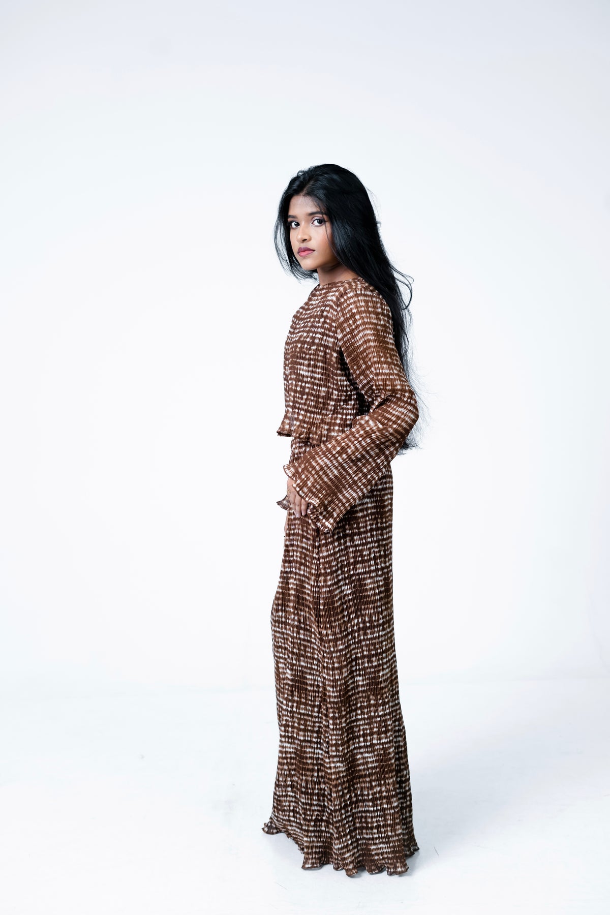 THE DUNE FLARED SLEEVE TOP