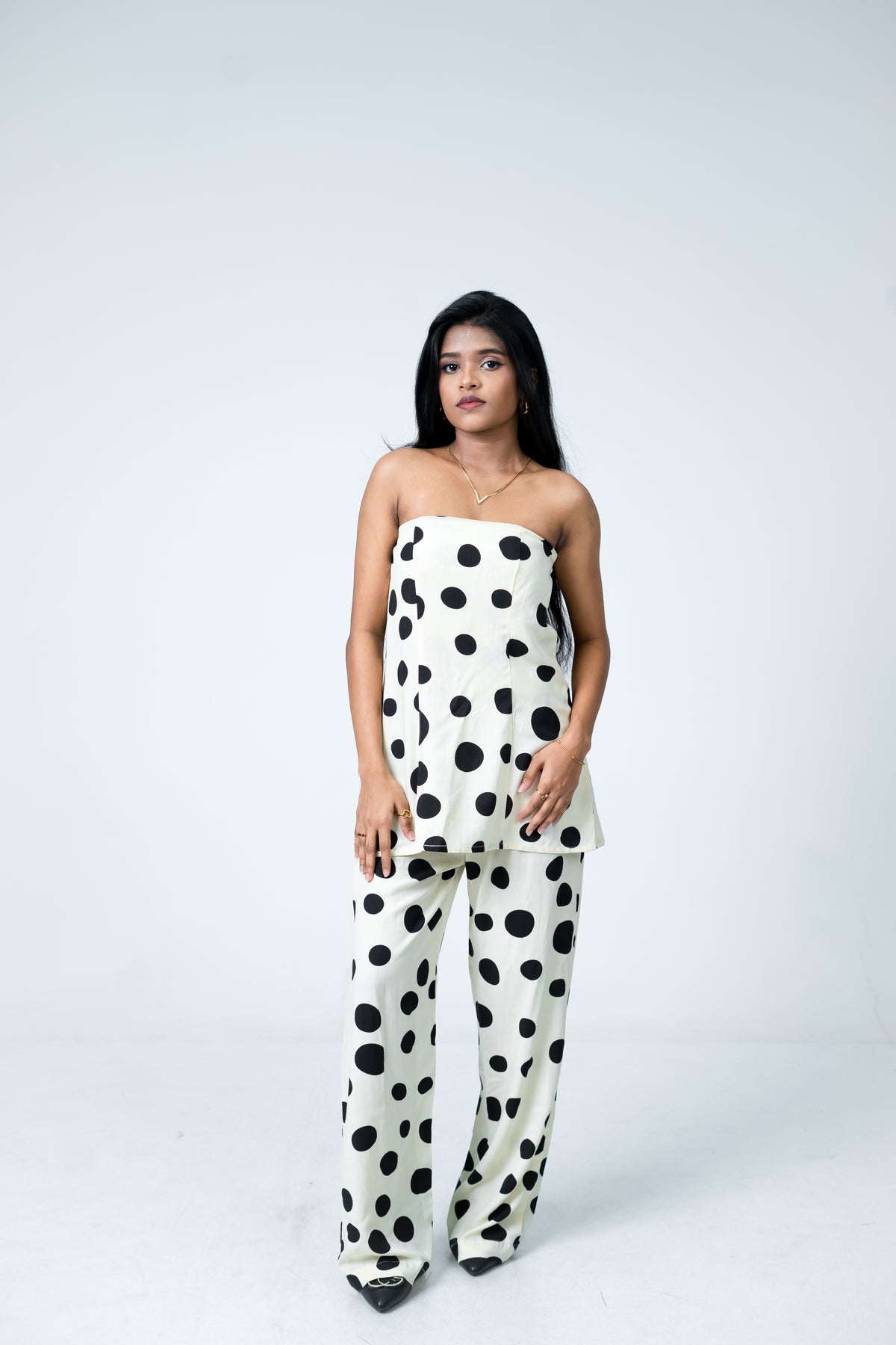 THE SOLIS EFFORTLESS FIT TOP